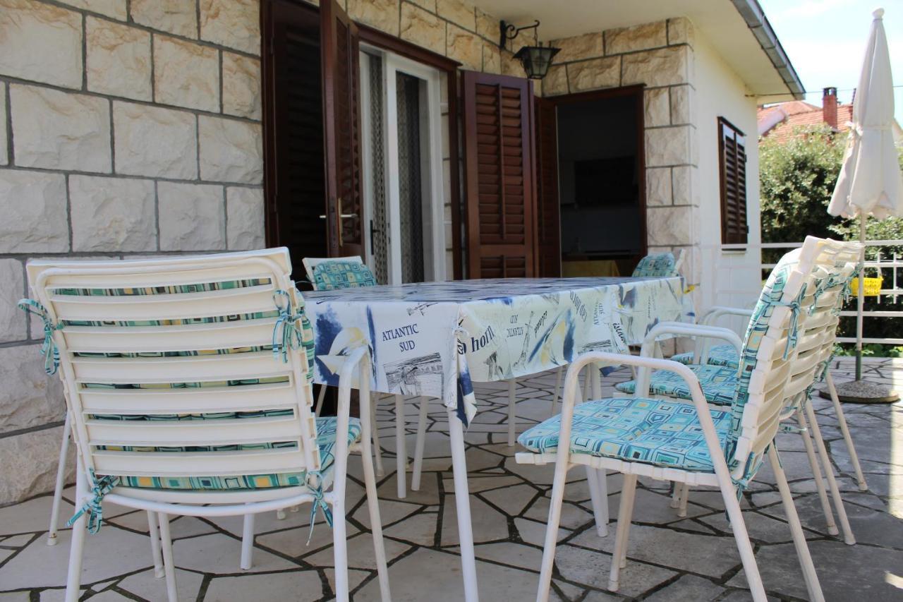Apartment Antica Supetar Exterior foto